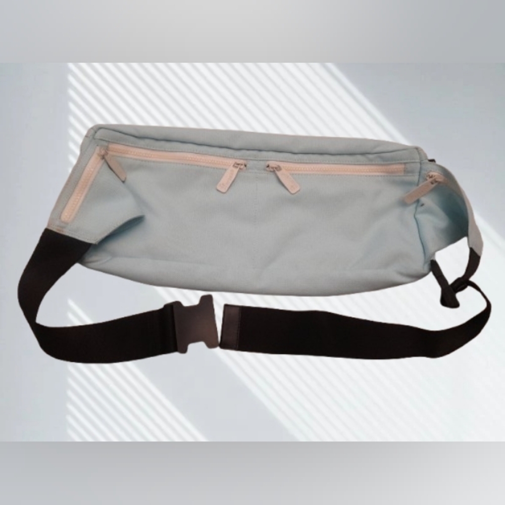 Dr. Martens Blue Crossbody Belt Waist Bag Vintage Y2K - Picture 2 of 12